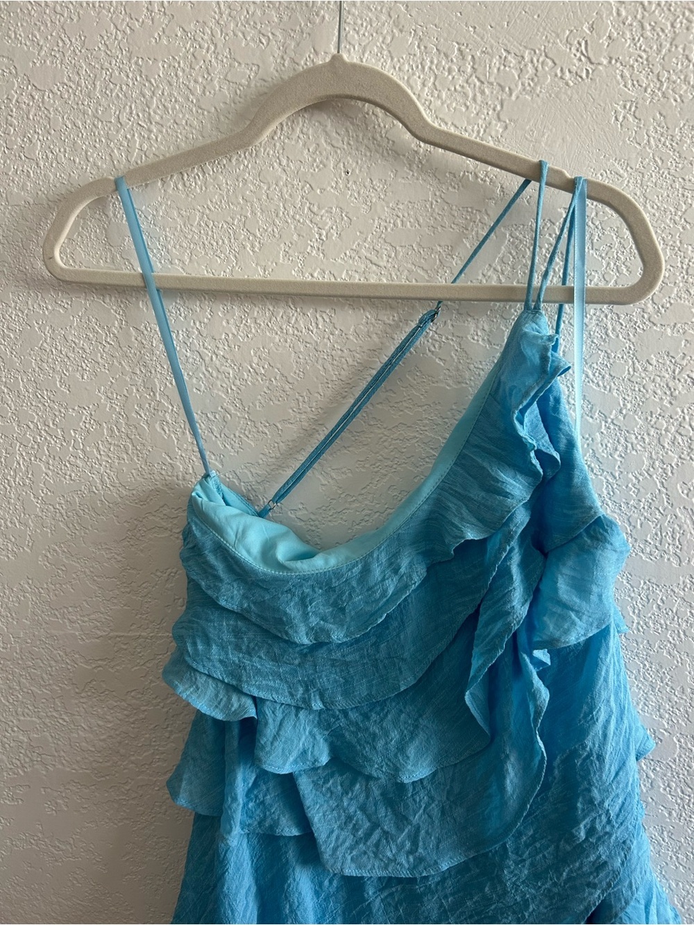 Billy J Cassidi Blue Asymmetrical One Shoulder Ruffle Tier Mini Dress - Picture 6 of 9